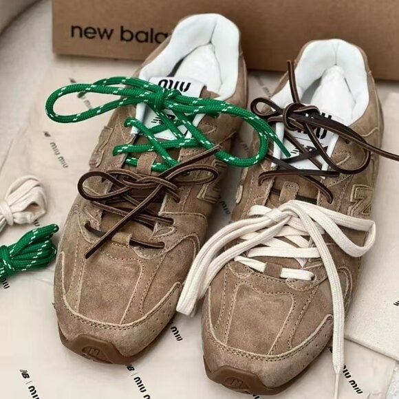 Miu Miu Tan Ankle Boots - Picture 2 of 4